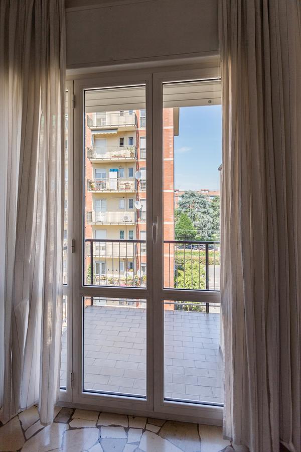 Linate Airport Apartment Milan Luaran gambar